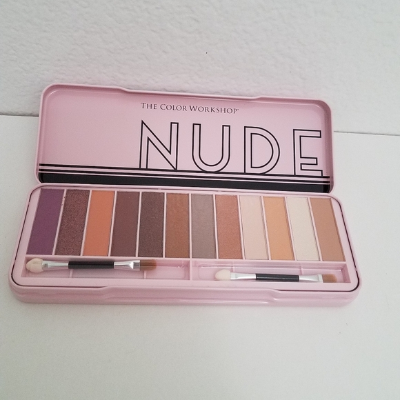 Eyeshadow Nude Palette 15 Piece - Picture 3 of 5